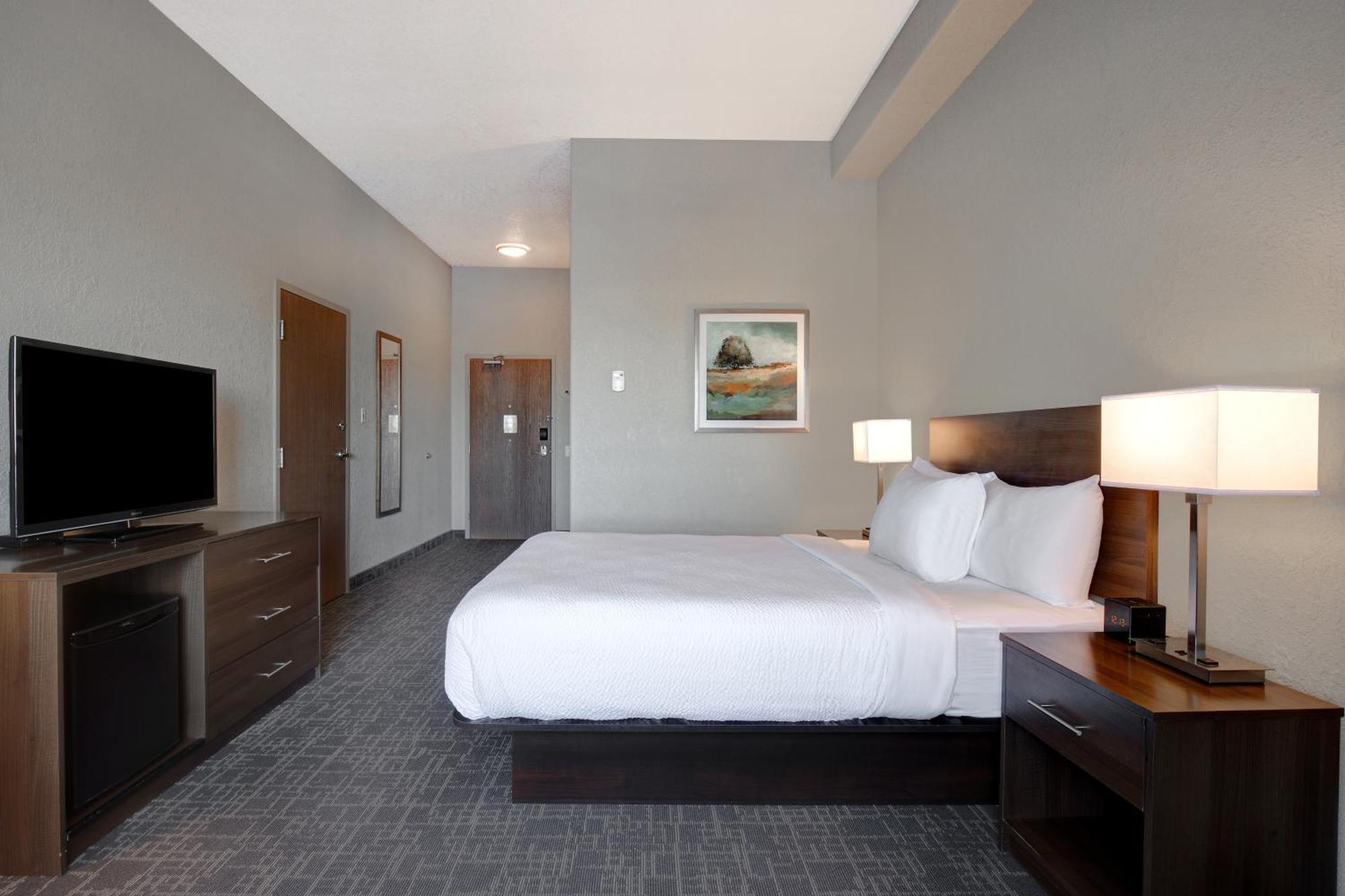 Days Inn & Suites By Wyndham יורקטון מראה חיצוני תמונה